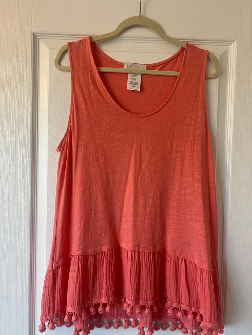 Sleeveless Coral Pom-Pom Tiered Tank Top LIKE NEW size L